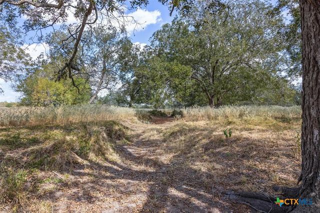 11915 FM 86, Lockhart, TX 78644
