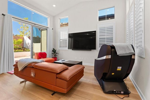 12606 Elizabeth Way, San Diego, CA 92129