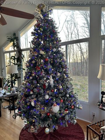 409 Wildlife Way, Clendenin, WV 25045