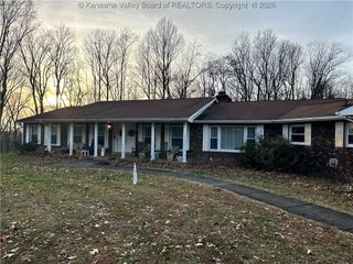 409 Wildlife Way, Clendenin, WV 25045