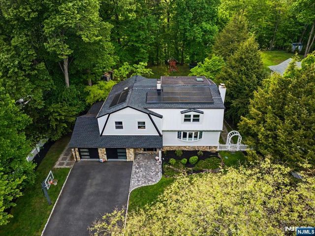 474 Stevens Avenue, Ridgewood, NJ 07450