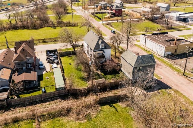 2698 15th Street, Detroit, MI 48216