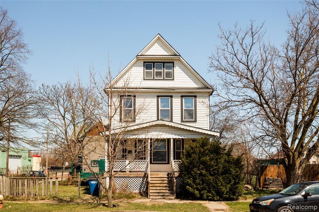 2698 15th Street, Detroit, MI 48216