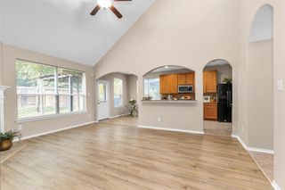 115 N Hawkhurst Circle, The Woodlands, TX 77354