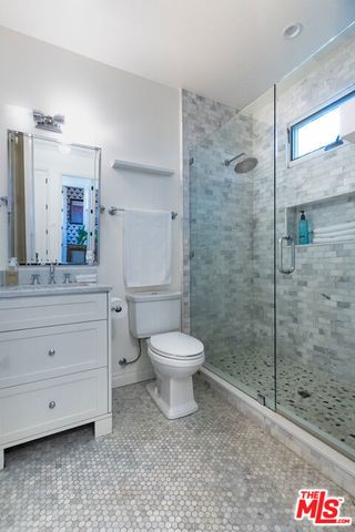 735 N Stanley Avenue, Los Angeles, CA 90046