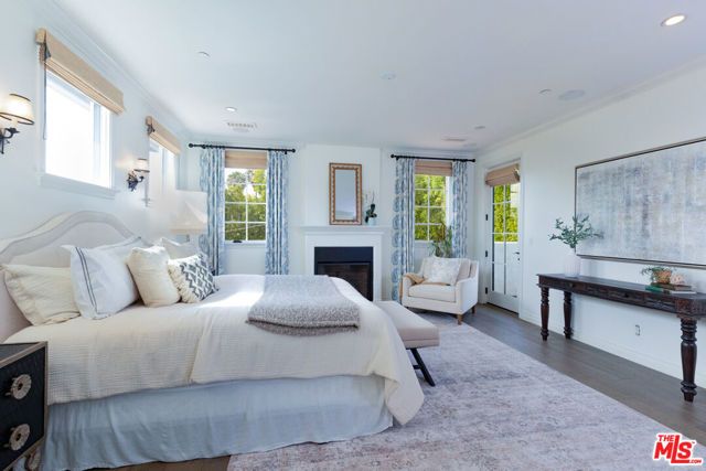 735 N Stanley Avenue, Los Angeles, CA 90046