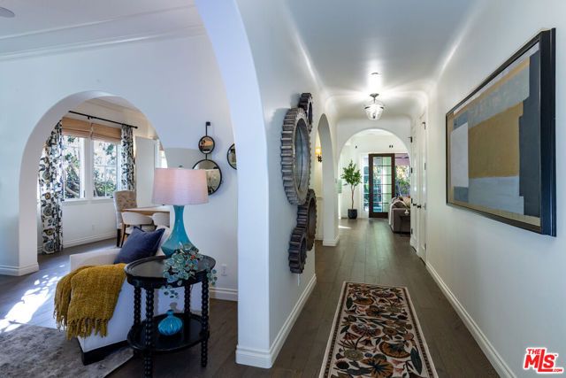 735 N Stanley Avenue, Los Angeles, CA 90046