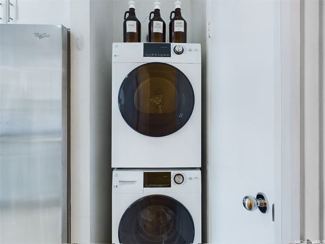 572 Mananai Place 20A, Honolulu, HI 96818