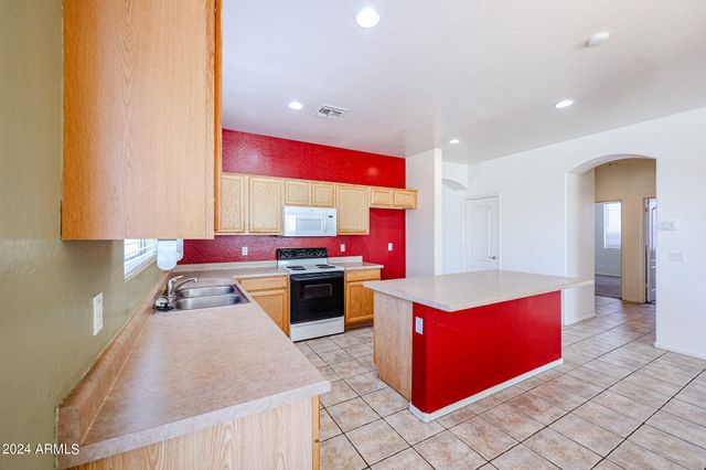 11617 W LA REATA Avenue, Avondale, AZ 85392