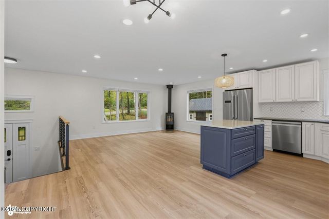 2946 Nugget Lane, Anchorage, AK 99516