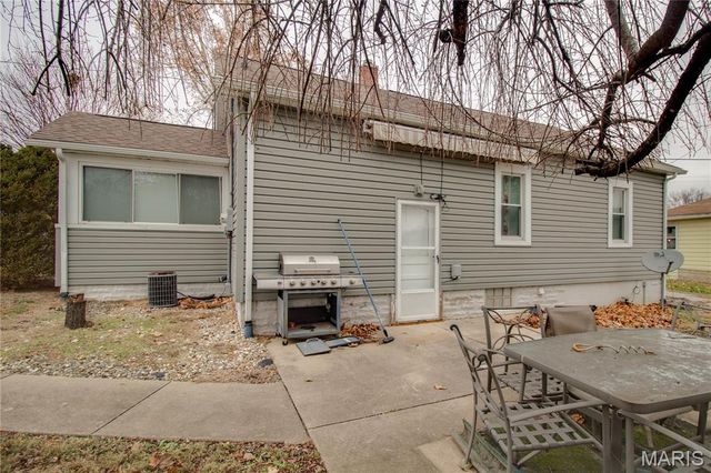 3505 Coronado Drive, Alton, IL 62002