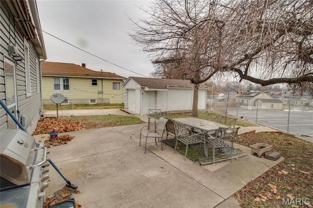 3505 Coronado Drive, Alton, IL 62002