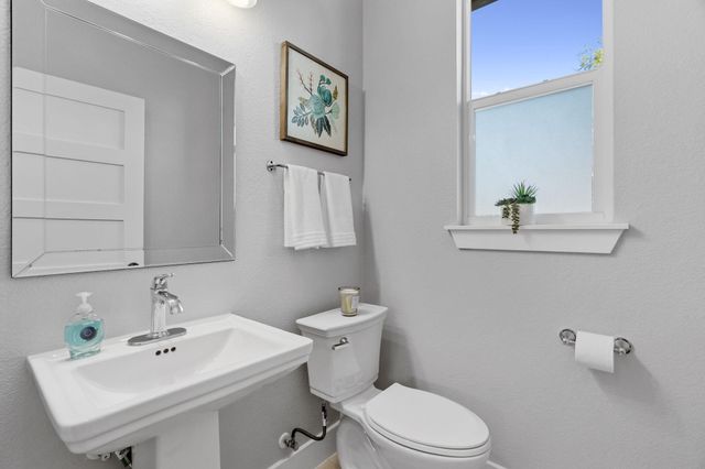 304 BLACKSON Ave A, Austin, TX 78752