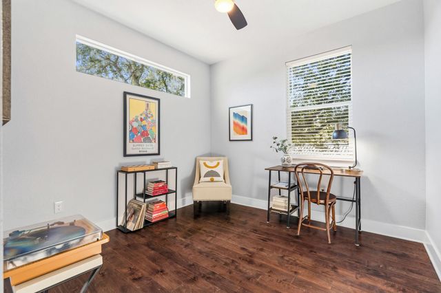 304 BLACKSON Ave A, Austin, TX 78752