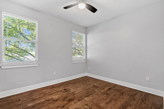 304 BLACKSON Ave A, Austin, TX 78752