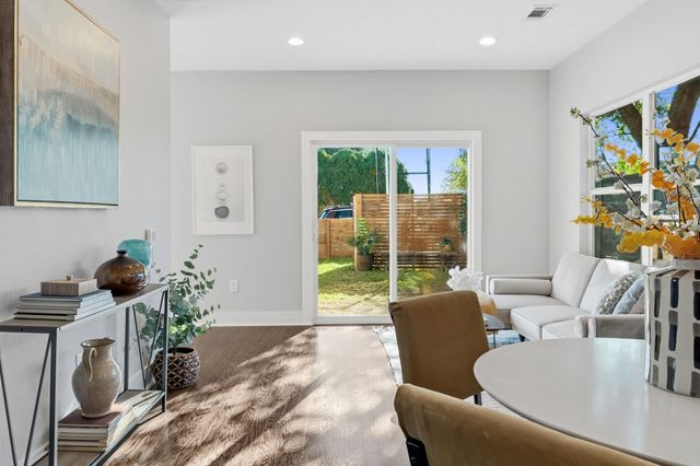 304 BLACKSON Ave A, Austin, TX 78752