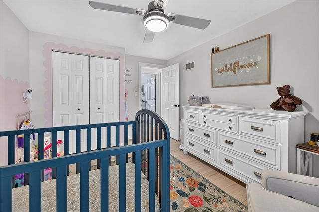 34 Mohawk Dr, Hempfield Twp, PA 15601