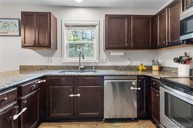 197 Trenton Courts, Raeford, NC 28376