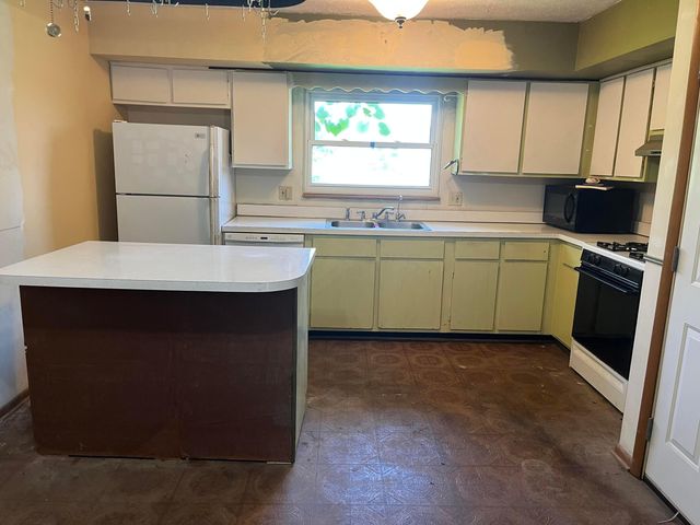 5588 Tamarack Boulevard, Columbus, OH 43229