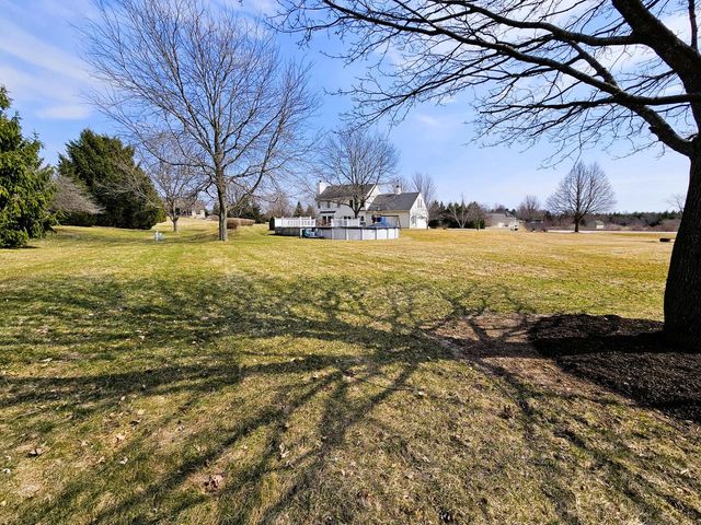 4176 Meadowlark LANE, Hubertus, WI 53033