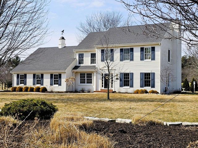 4176 Meadowlark LANE, Hubertus, WI 53033