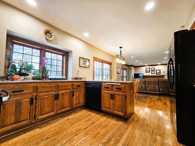 4176 Meadowlark LANE, Hubertus, WI 53033