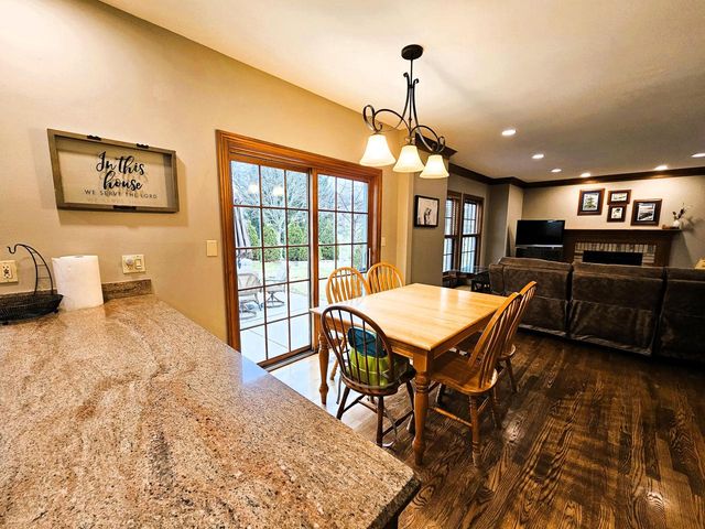 4176 Meadowlark LANE, Hubertus, WI 53033