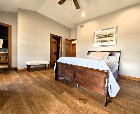 4176 Meadowlark LANE, Hubertus, WI 53033