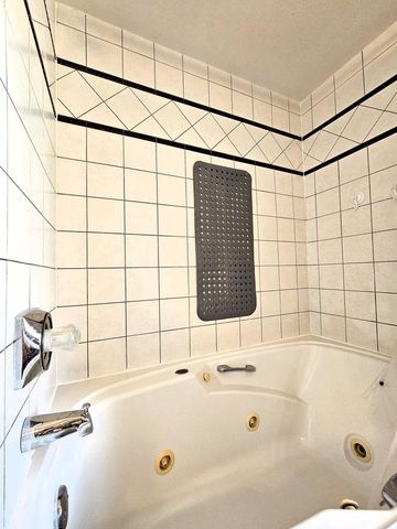 4176 Meadowlark LANE, Hubertus, WI 53033