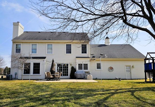 4176 Meadowlark LANE, Hubertus, WI 53033