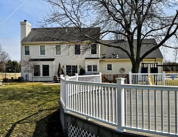 4176 Meadowlark LANE, Hubertus, WI 53033