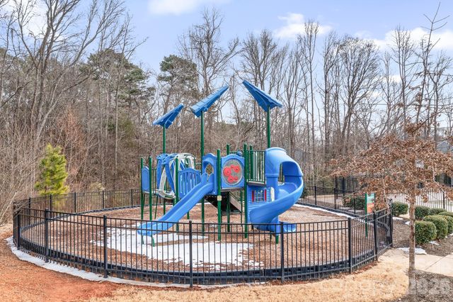 1316 Mona Vale Drive, Huntersville, NC 28078