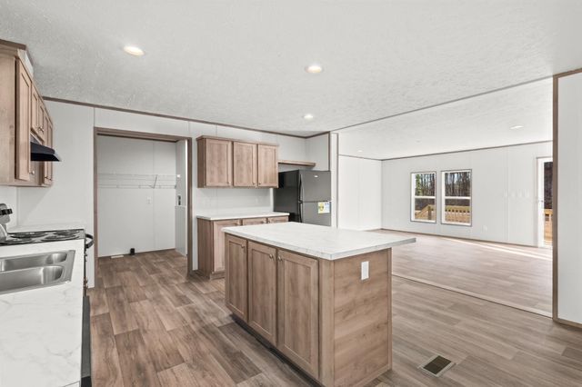 2949 Dossies Rd., Conway, SC 29526