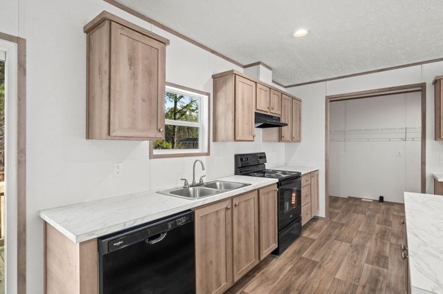 2949 Dossies Rd., Conway, SC 29526