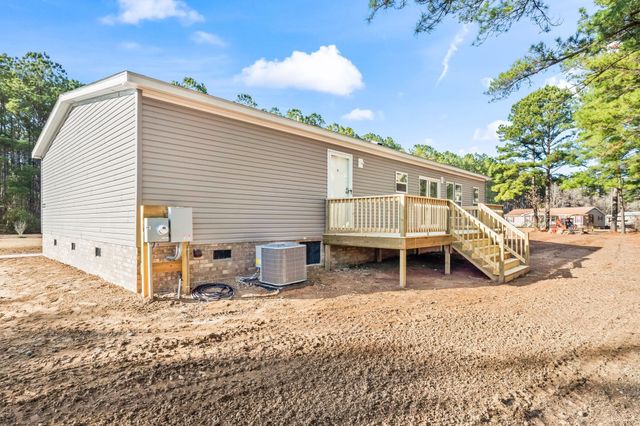 2949 Dossies Rd., Conway, SC 29526