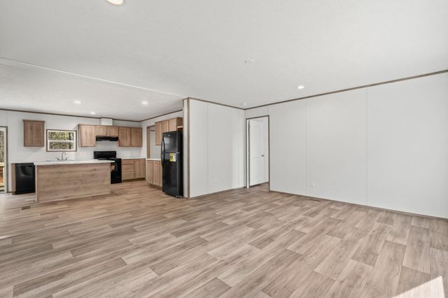 2949 Dossies Rd., Conway, SC 29526