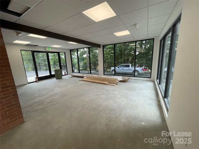 125 East Chestnut Street 2, Asheville, NC 28801