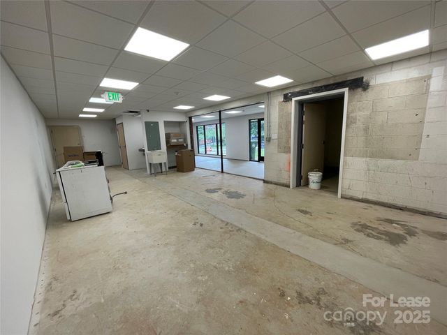 125 East Chestnut Street 2, Asheville, NC 28801