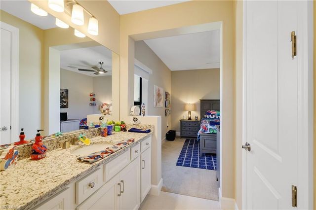 17725 Kinzie LN, Estero, FL 33928