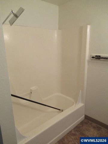 1480-1486 Salishan St SE, Salem, OR 97302