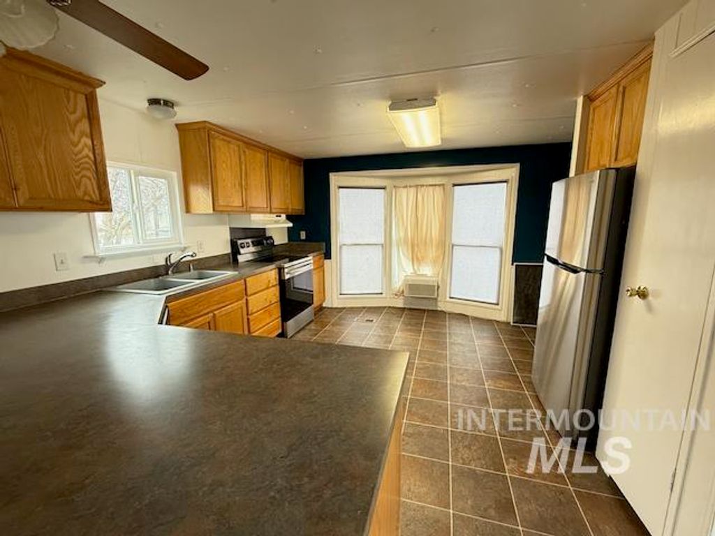 1238 N Sable Ln, Boise, ID 83704 photo 2