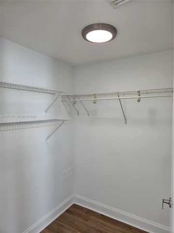 350 S Miami Avenue 3708, Miami, FL 33130