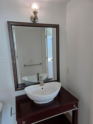 350 S Miami Avenue 3708, Miami, FL 33130