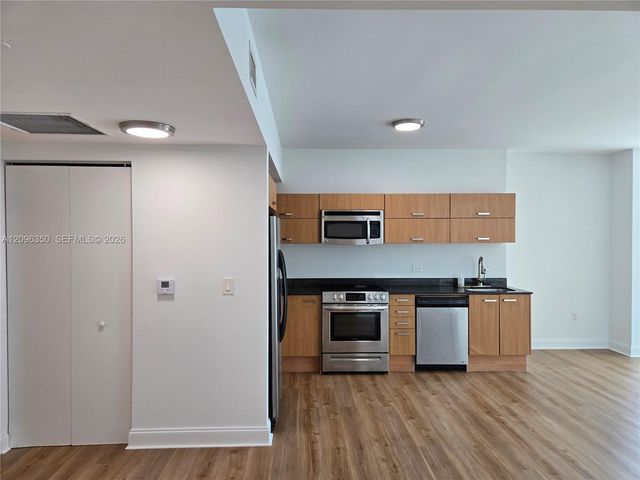 350 S Miami Avenue 3708, Miami, FL 33130