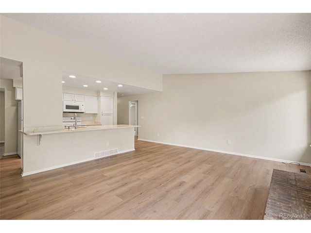 3638 S Bahama St, Aurora, CO 80013