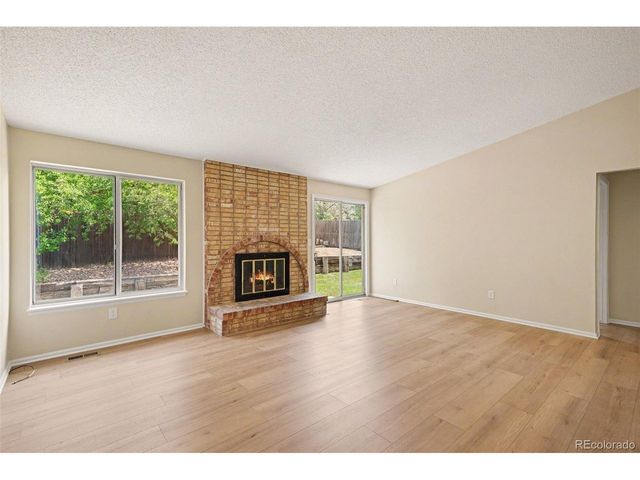 3638 S Bahama St, Aurora, CO 80013