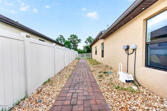 3830 Salt Marsh Circle, West Melbourne, FL 32904