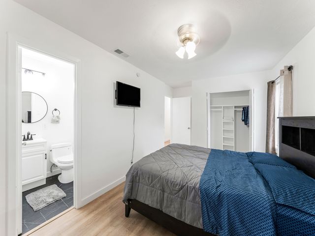 3245 Myra Lane, Farmers Branch, TX 75234