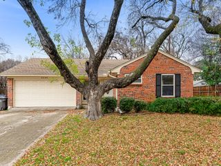 3245 Myra Lane, Farmers Branch, TX 75234