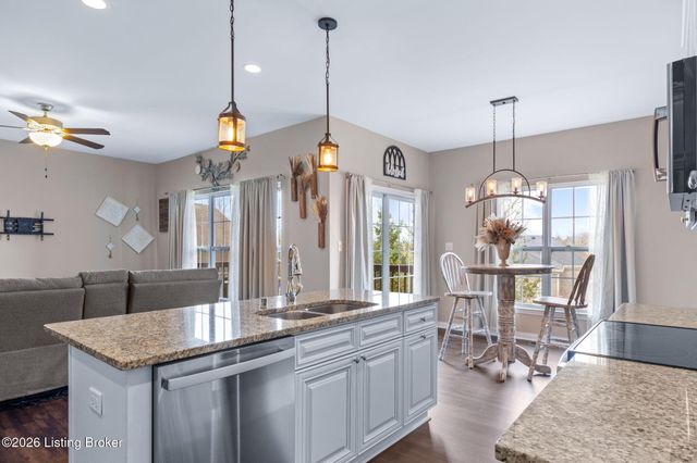 143A Garden View Pl, Shepherdsville, KY 40165